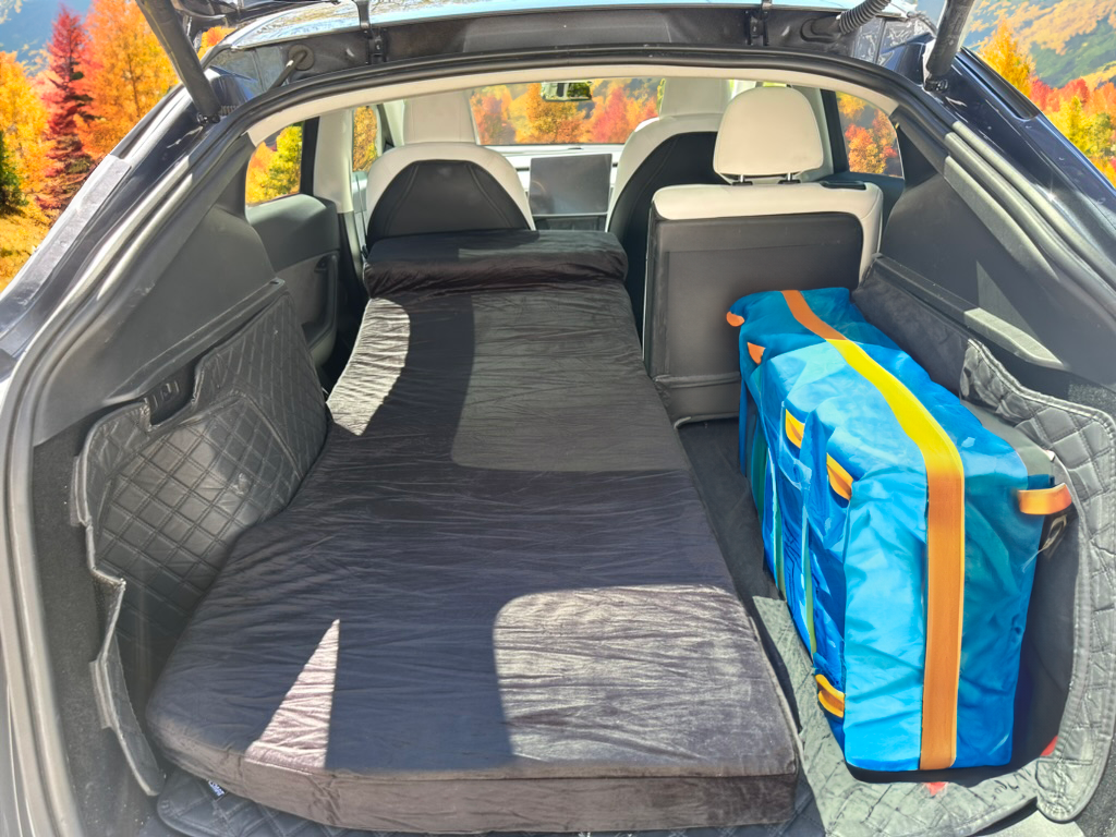 TESMAT Solo Mattress for Model Y | Tesla Mattresses + Privacy Screens TESMAT Solo Mattress for Model Y | Tesla Mattresses + Privacy Screens